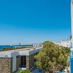 Delightful Mykonian Cycladic Residence In Old Town